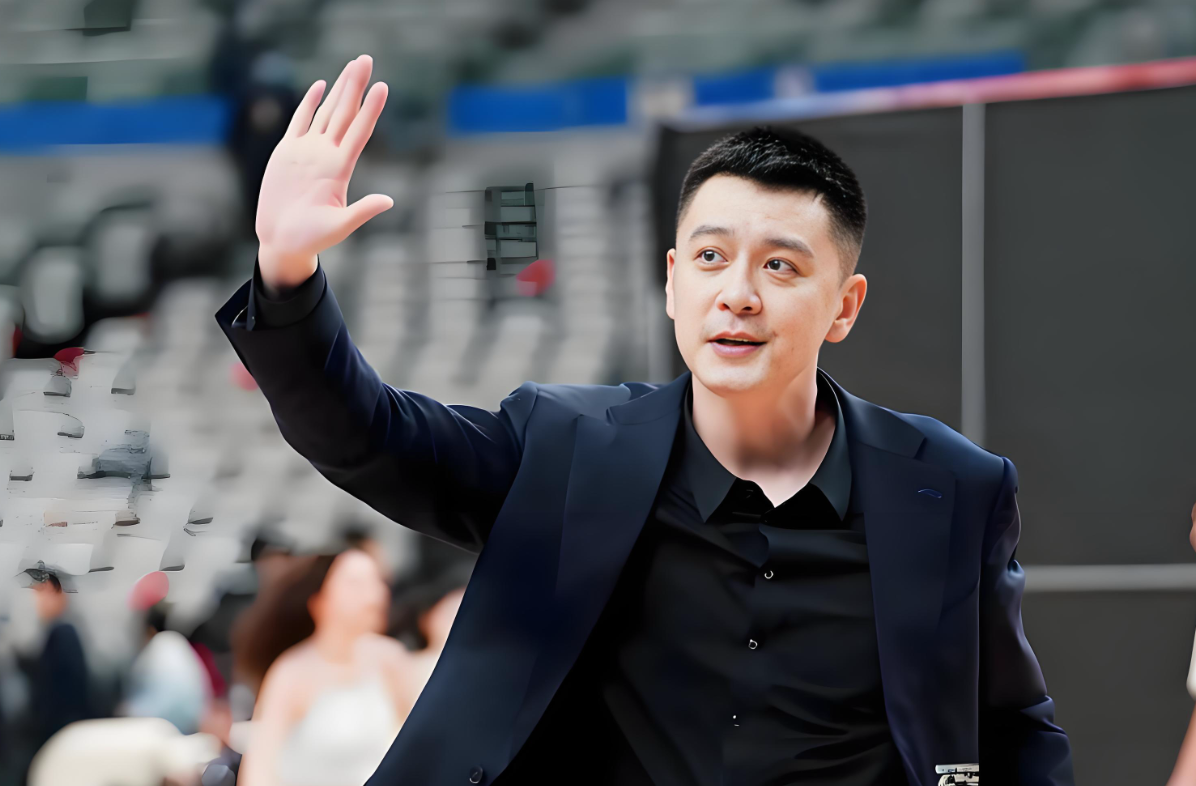 凯发k8(中国)天生赢家-输给宏远30分!杨鸣中肯点评,指出了辽宁队输球主要原因