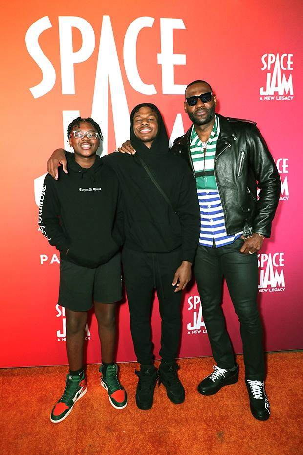 凯发k8注册-当詹姆斯从皇帝变成父亲，他收敛起锋芒却更有温情